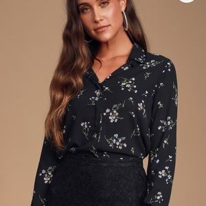 Lulu’s Passion Black Floral Print Long Sleeve Top Size M